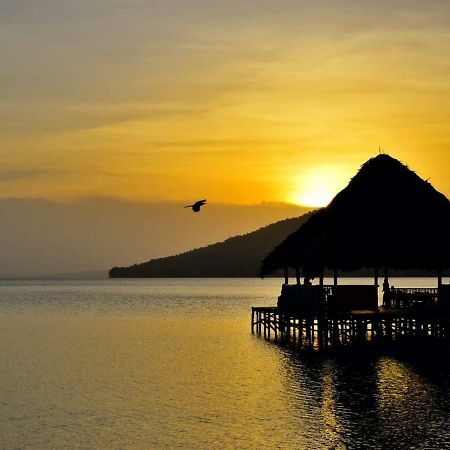 إل ريماتي Hotel Y Restaurante El Muelle المظهر الخارجي الصورة